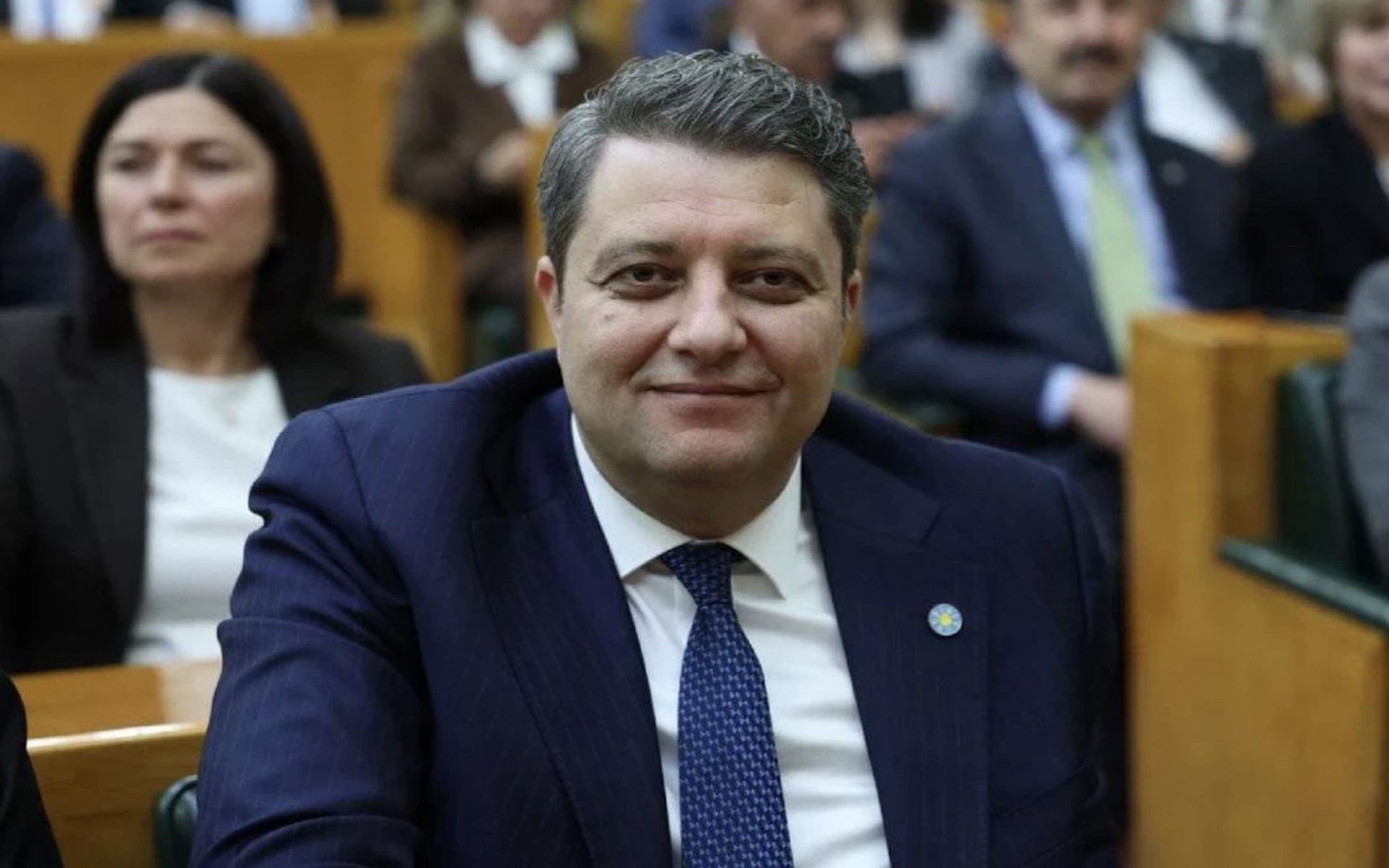 İYİ Parti kurucularından Ersin Beyaz istifa etti