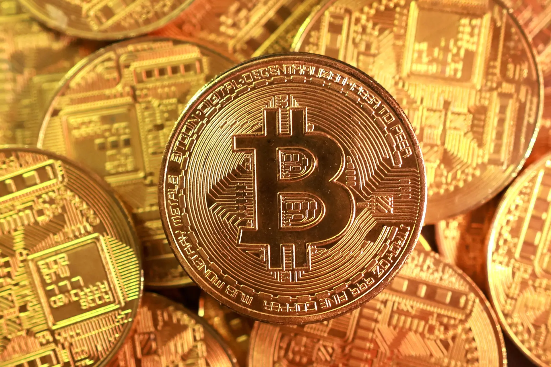 Bitcoin 60 bin doların altına geriledi